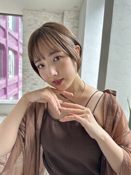 ジョエミバイアンアミ(joemi by Un ami) 【joemi】斜めバンググレージュカラーシルキーベージュ(小倉太郎