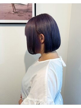 マリン(Marine) 20代30代ハイトーンバイオレットカラーボブショート