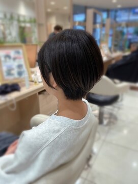 アッシュ 行徳店(Ash) グラデーショングレージュカラー