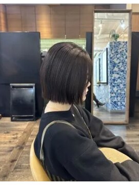 チチョ(chicho) 切りっぱなしボブ