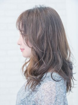 ハウズコレクション イオンタウン店(hu's collection)の写真/リーズナブルな価格のメニューが充実◎初めての方も大歓迎！ご希望の仕上がりに合わせたご提案を致します♪
