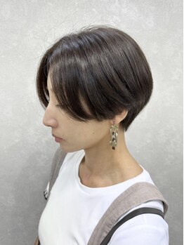 フルブルーム 東林間(fullbloom)の写真/【東林間駅直結】毎朝のスタイリングが楽になる一人ひとりの雰囲気や骨格に合わせたカットが得意！