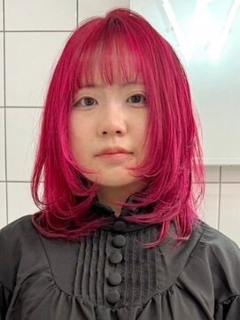 ウィコ 新宿(WICO) レイヤー×レッド[新宿駅/ワンレン/ダブルカラー/小顔]