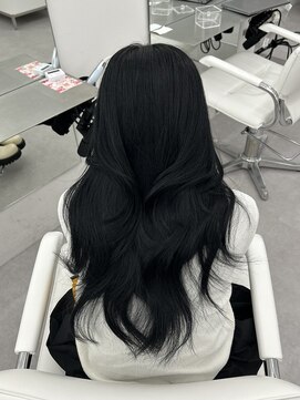 アマトウキョウ アユンチェ(AMA TOKYO×AYUNCHE) 透明感のある艶カラー