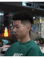 ツークツワンク バーバー 新宿(ZUG2WANG BARBER)&nbsp;針金パーマ　Afro