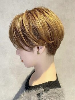 少人数制の落ち着いた空間で、髪も心も整える時間を。大人女性の“なりたい”に丁寧に寄り添うサロン♪