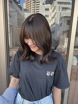 アドア 横浜(ADORE) 【ADORE横浜】グレージュカラー×ミディアムレイヤーカット