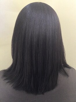 ポージーヘアーの写真/リピート率高☆髪質を見極め薬剤をセレクト!あなたにぴったりのピンとしすぎない自然なストレートに!