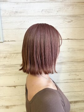 エム インターナショナル 白岡 キュート(EMU international CUTE) 大人の柔らかピンクブラウンボブ