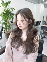 キティー(kiti)&nbsp;グレージュ×レイヤーカット