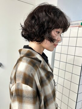 カルテ(QUARTE) フレンチボブ クセ毛パーマ