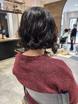 ビヨウシツ ポスタ コテ巻き風パーマ くせ毛風パーマ ボブパーマ 野方理恵子