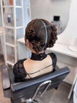 マーリー(marlee)&nbsp;タイトツイン　ヘアセット 表参道 結婚式お呼ばれ