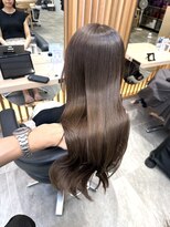 リファインド(REFINED)&nbsp;透明感×美髪ブラウンベージュ　大関