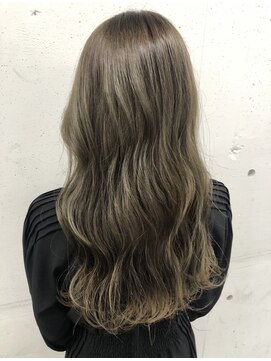 ロビィ 浦添店(LOBY) オリーブベージュ