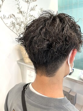 ロミーオム 本厚木(ROMMY. Homme) ツイストスパイラルでイメチェン