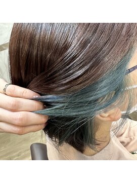 ヘアーリゾートガーデンバイトロント 船橋法典店(Hair Resort Garden by Toronto) インナーグリーン【船橋、西船橋、市川大野、新船橋、塚田】