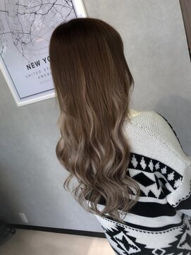 レヴェリー(REVERIE) #エクステ#プルエクステ#ベージュ#ハイライト