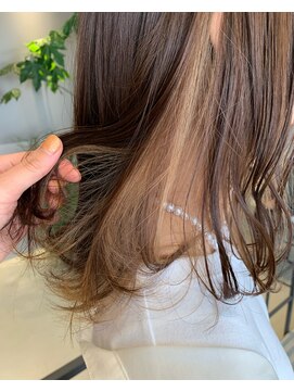 イル(il) インナーカラー×ベージュ