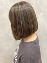 ソヨン 本厚木店(SOYON)&nbsp;ハイライトで立体感×お手入れ簡単パッツンボブ