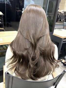 アリュウル 表参道(ALLURE) 艶と透明感！明るめミルクベージュ×レイヤーカット◎【KAKO】