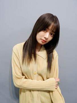 オーオシカシカスペース(OOO YY Space) ロングレイヤー×オリーブブラウン