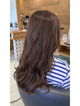 ストーリアエフ カミトザッカ(storia.f kami to zakka) 落ち着きあるけど透明感と柔らかい質感の春カラー