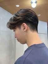 曲がる縮毛矯正センターパート