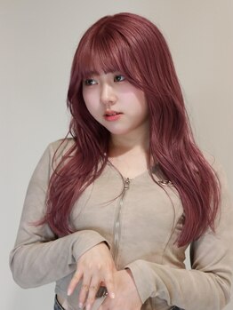 ステラ ヘア デザイン サロン(STELLA hair design salon)の写真/経験豊富でハイセンスなstylistが、トレンドおさえた垢ぬけスタイルをご提案★韓国風レイヤーも大人気♪