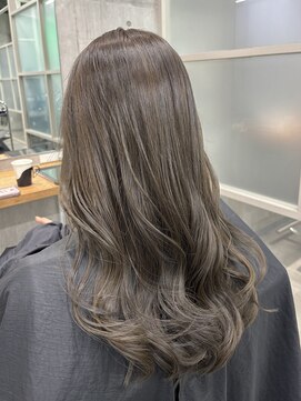 ネウィ 赤羽(newi) 『グレージュ』