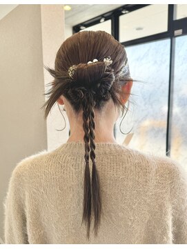 リアヘアー(Li'a hair) カチモリ　ヘアセット