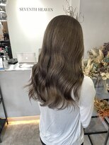 クオレア(CUOREA) 透明感オリーブグレージュ