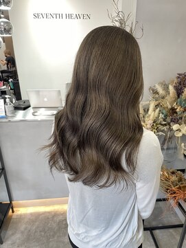 クオレア(CUOREA) 透明感オリーブグレージュ