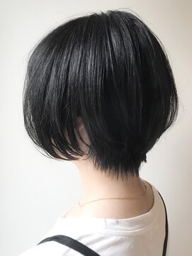 シカタ シーカ 鎌倉(CICATA/ShIKA.) ダークブルージュのナチュラルショート【CICATA関口/鎌倉】