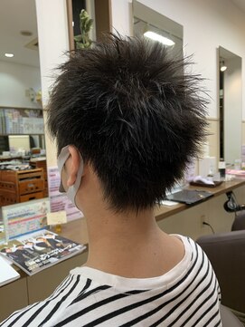 コアフィールフィス(COIFFURE fils) 《見附 今町》メンズ 束感ショート