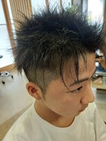 ヘアサロンアンドヘアメイクディー(hair salon hair make D)&nbsp;サイドパート/ツーブロック/ナチュラル束感ショート/アシメ/学割