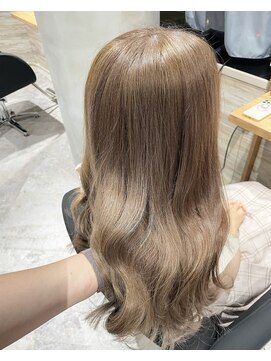 リーホリエ(Lee Horie) 【Rie】ゆるふわまろみベージュ