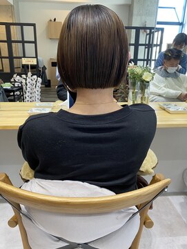 ディーエックス スリー(Dxxxx III) シルエットの美しいボブ恵比寿