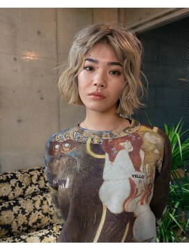 イェン(Yen.) ハイトーン/ブロンド/ホワイトカラー/デザインカラー/ボブ/