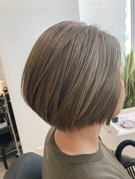 エミュスト(Emuest) ◯髪質改善ストレート