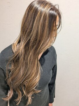 ラファンス イマザト(LaFENCE IMAZATO) ロングヘア×デザインカラー