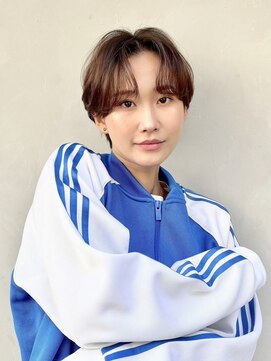 ヒトワ(hitowa) マッシュショート/センターパート/毛流れパーマ/ショートボブ