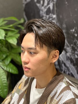 ヨシザワインク プレミアム 横浜 桜木町店(YOSHIZAWA Inc. PREMIUM) メンズツーブロック刈り上げセクシーアップバング