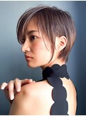 大人可愛い20代30代40代黒髪前下がりショートボブ丸 みショート