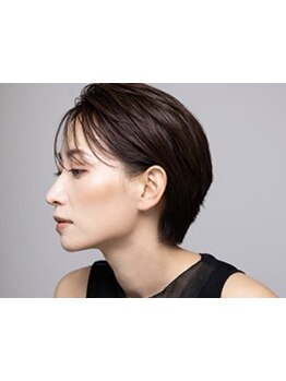 最短10分でカラーリング◎カラー剤をたっぷり使用しても放置時間が短いからダメージが少なく綺麗な発色に♪