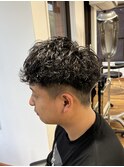 MEN’S/波巻きツイストスパイラル/リバースセンターパート