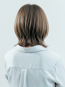 デバイス バイ フレイムス 越谷(DEVICE by Frames) 外ハネくびれミディ20代30代◎前髪なし大人韓国風レイヤー越谷