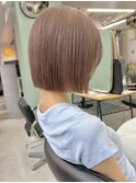 タッセルボブ切りっぱなしボブ外ハネボブベージュダブルカラー
