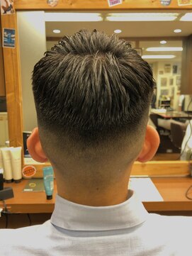グルーマーズトウキョウ(GROOMER/S TOKYO) ショート　ハイフェード【HOMME HAIR ZERO伊藤】