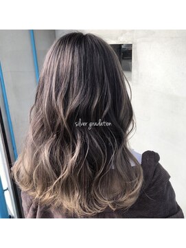 フロップニク(FLOPNIK) シルバーバレイヤージュ